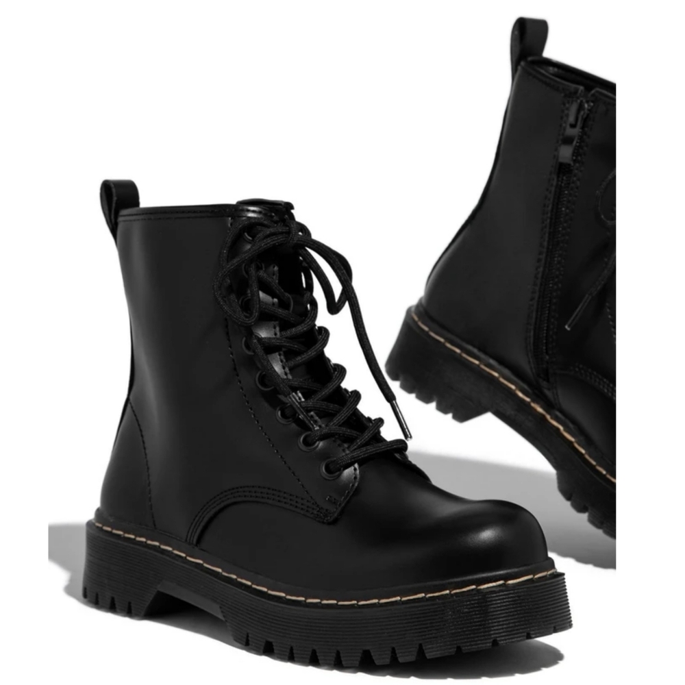 5.5, 6, 9 & 10🖤Secret Crush Combat Boot - BLK - Picture 7 of 7